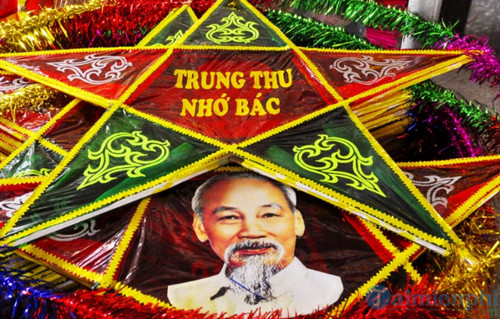 bai thuyet trinh ve chiec den ong sao 2