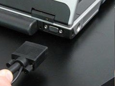 lỗi màn hình trắng xóa, lỗi màn hình trắng khi chơi game, loi man hinh trang khi khoi dong, loi man hinh trang choi iwin
