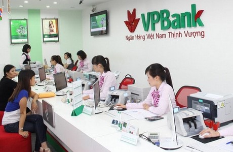 thoi gian mo cua ngan hang viet nam thinh vuong