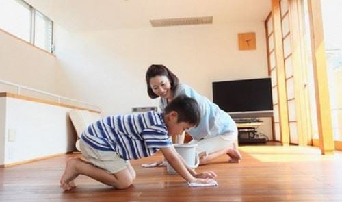 ta mot nguoi than dang lam viec 2